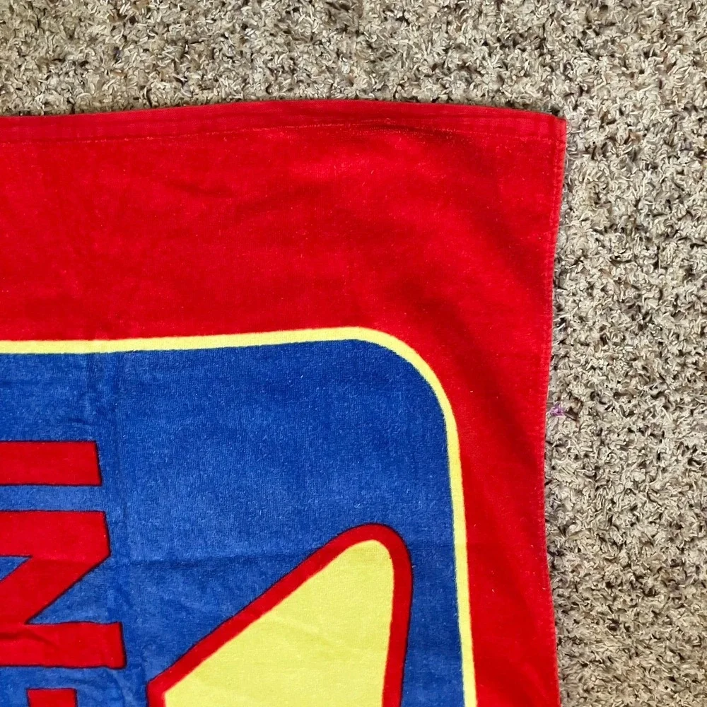 IN-N-OUT BURGER 100% Cotton Beach Bath Towel Red‎ & Blue 57 x 29
